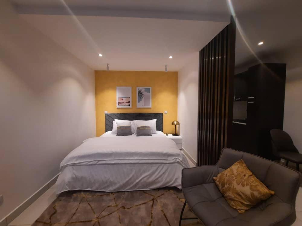 The Lennox Suites By Cozy Accra Esterno foto