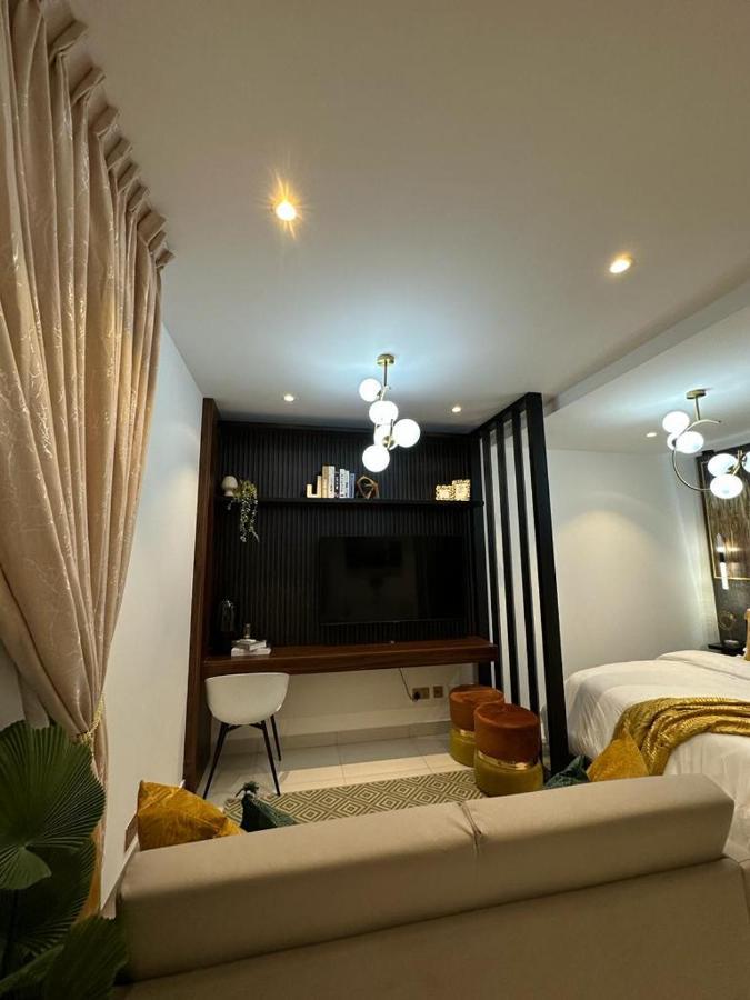 The Lennox Suites By Cozy Accra Esterno foto