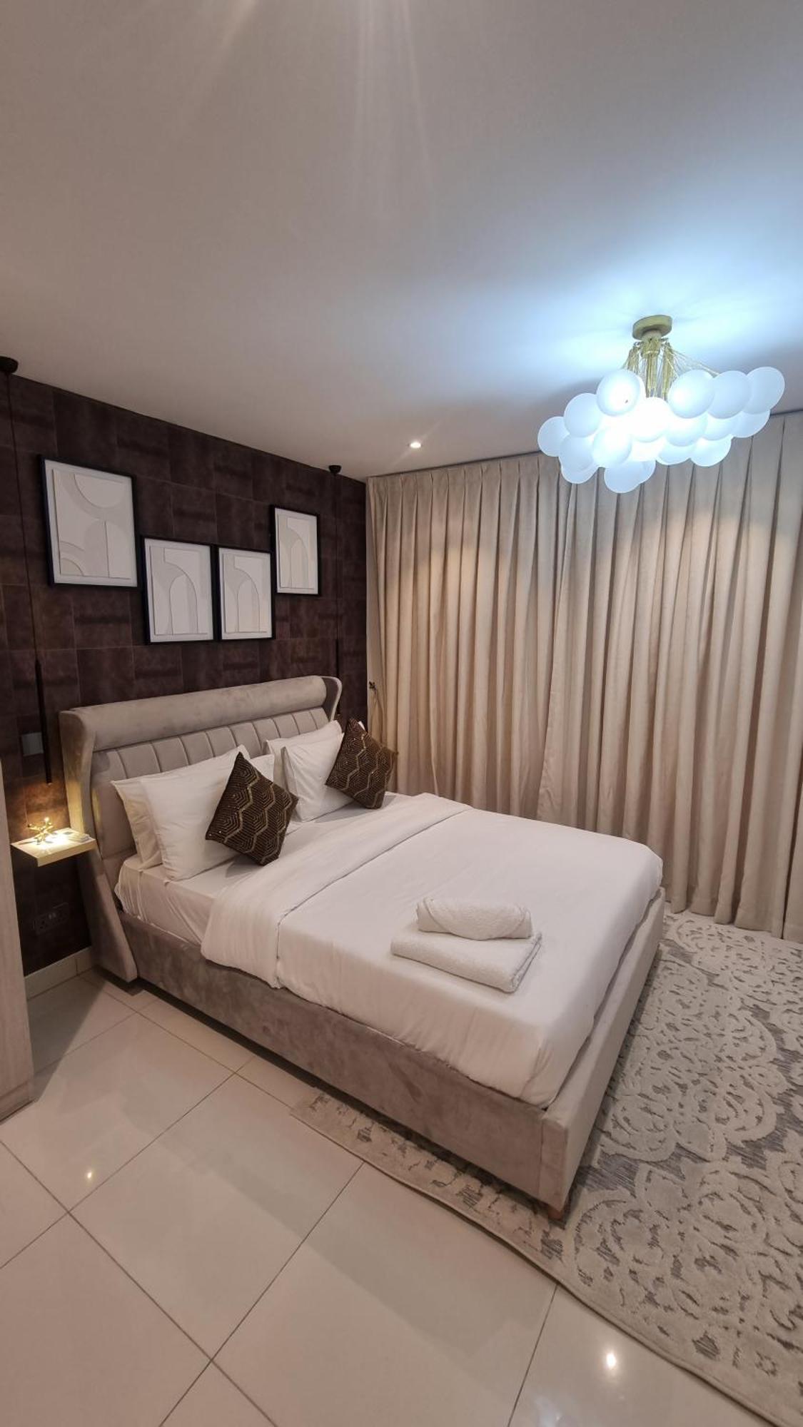 The Lennox Suites By Cozy Accra Esterno foto